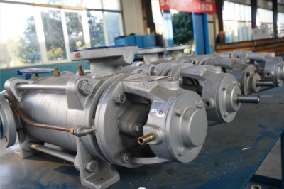 High temperature and high pressure multi-stage pump